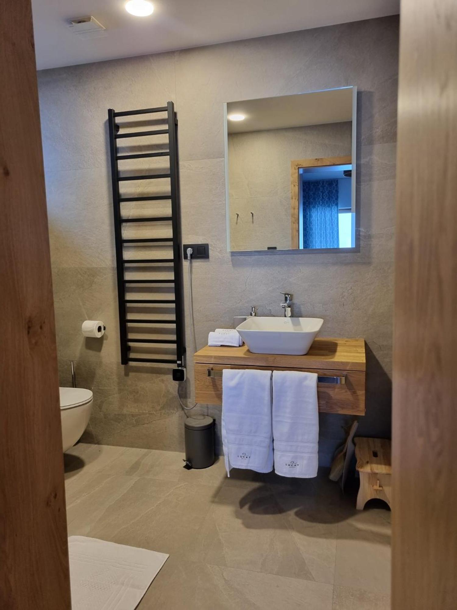 Lucky Chalet Jasna Luxury Apartment Demanovska Dolina Exterior photo